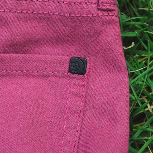 Vintage Jeggings, Bullhead Crescent Leggings - Picture 6 of 9